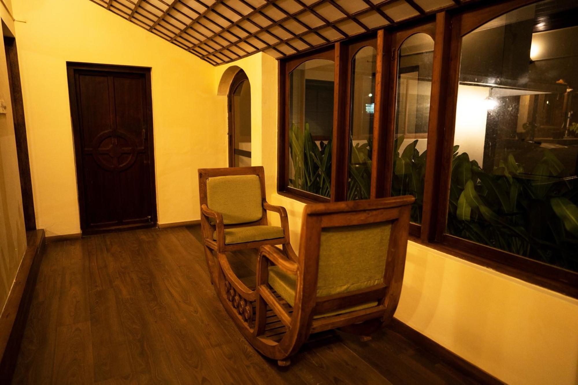 Carmelia Haven Resort Thekkady Exterior foto