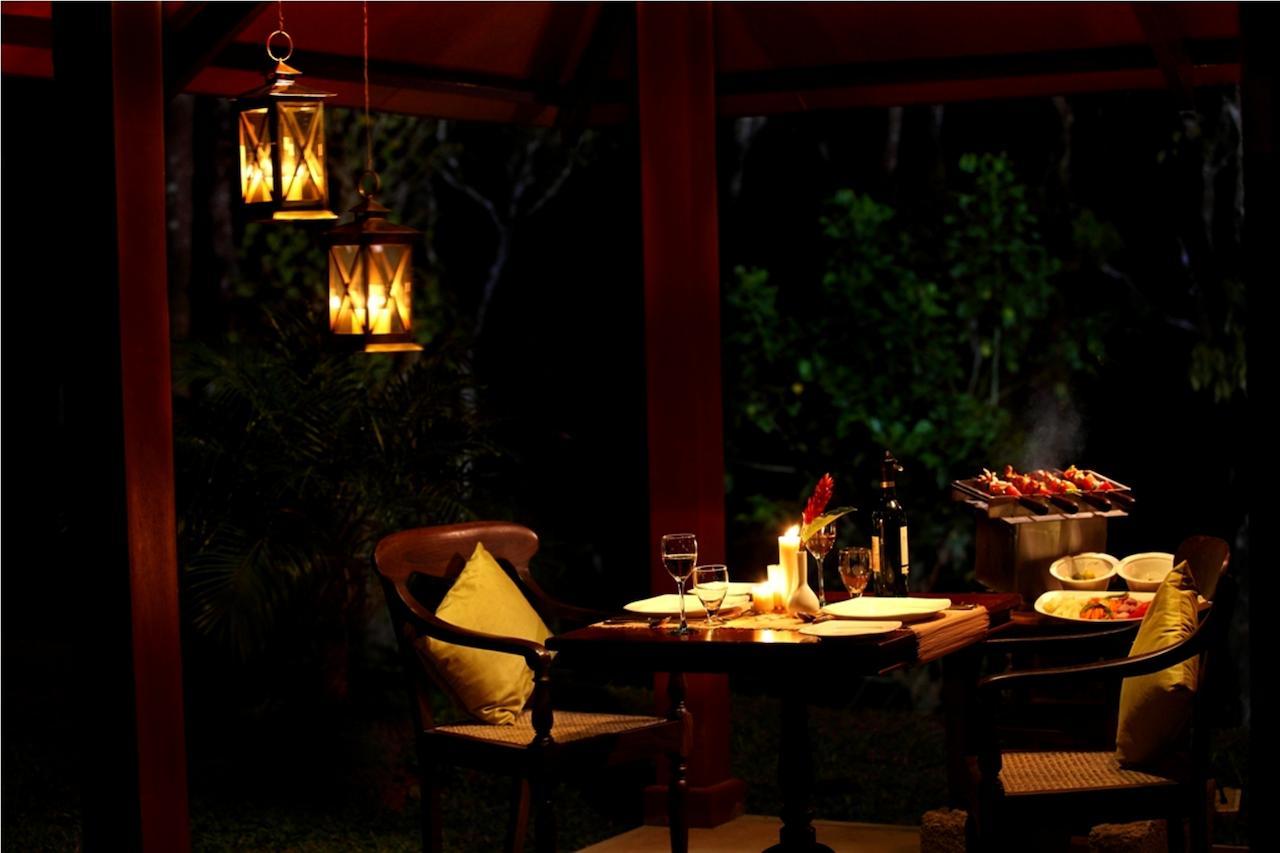 Carmelia Haven Resort Thekkady Quarto foto
